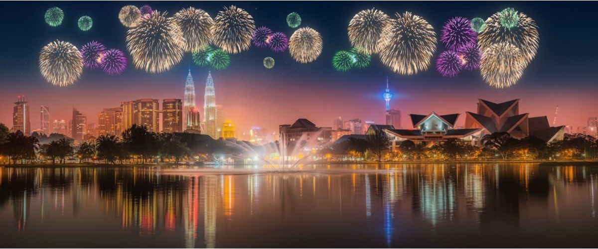New-Year-2023-In-Malaysia-eastern-mark-glory-trading